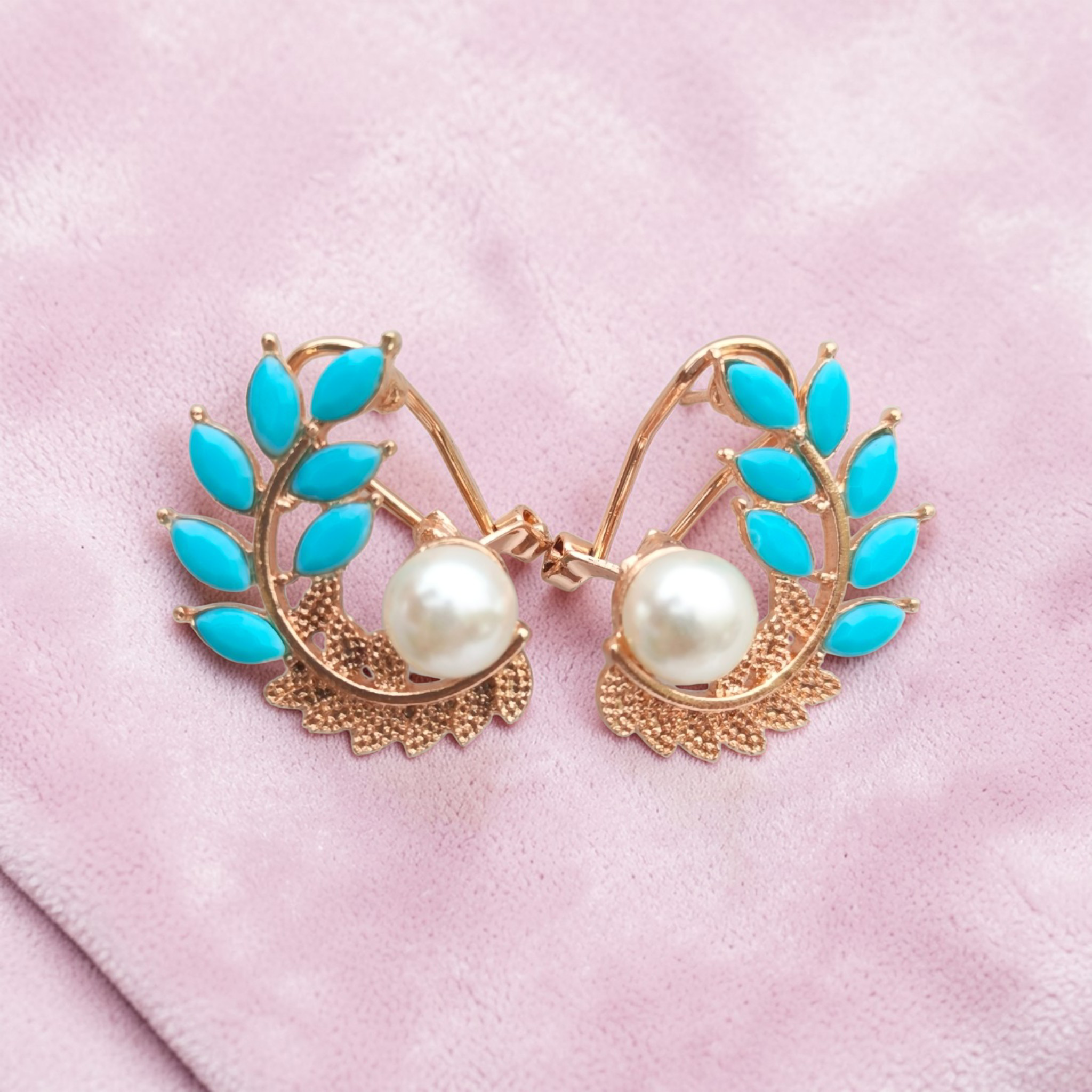 Aqua Pearl Bloom Earrings